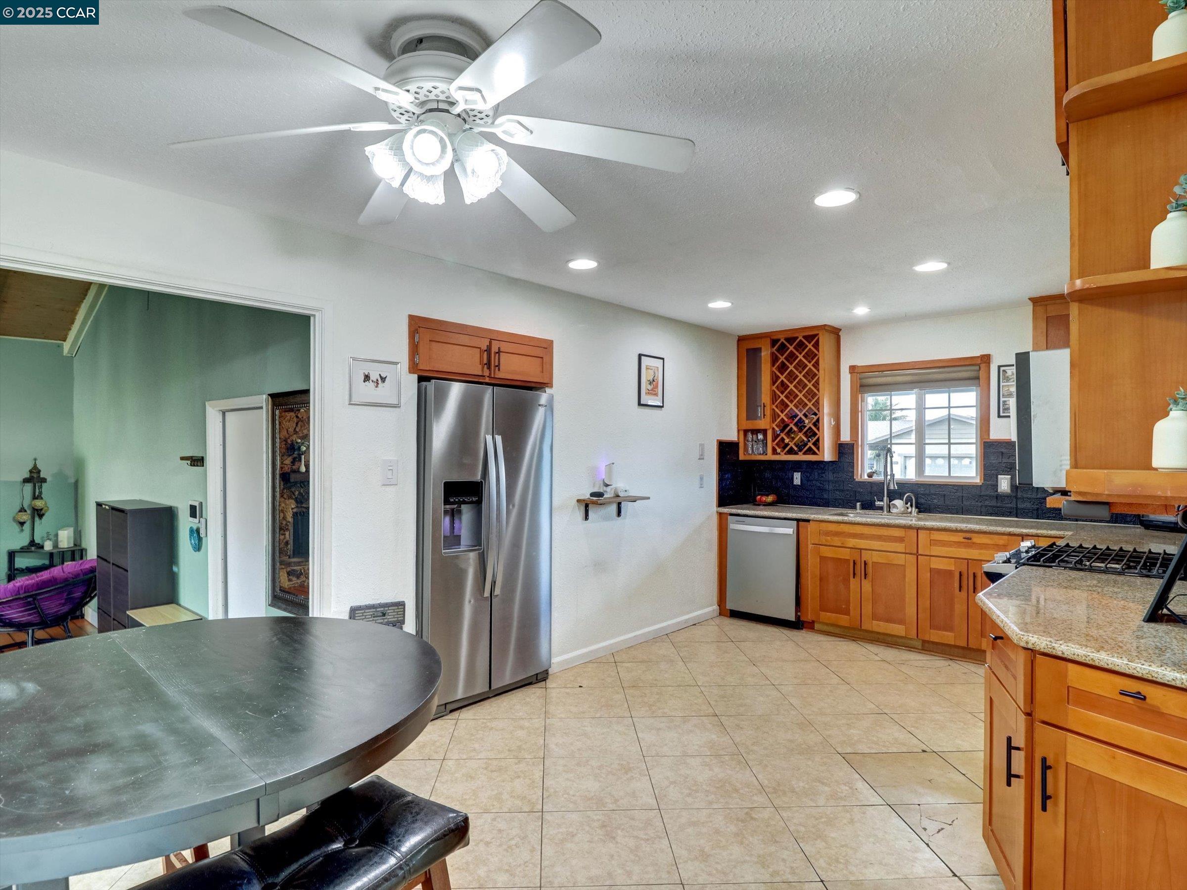 Antioch, California 94509, United States, 3 Bedrooms Bedrooms, ,2 BathroomsBathrooms,Residential,Active,110412