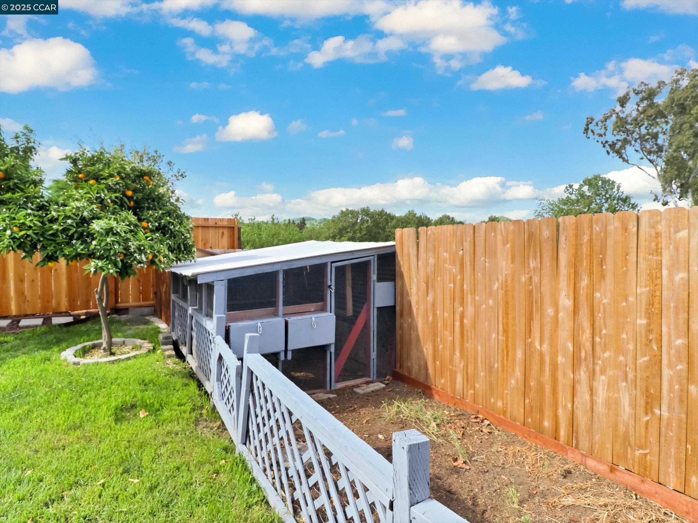 Antioch, California 94509, United States, 3 Bedrooms Bedrooms, ,2 BathroomsBathrooms,Residential,Active,110412