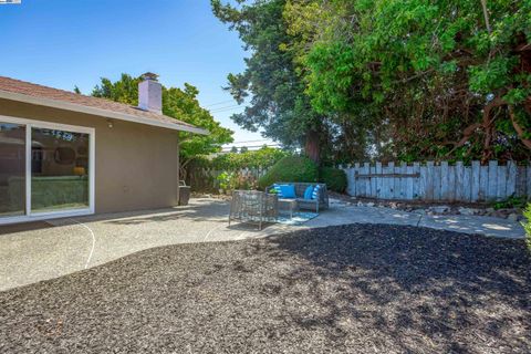 A home in San Leandro