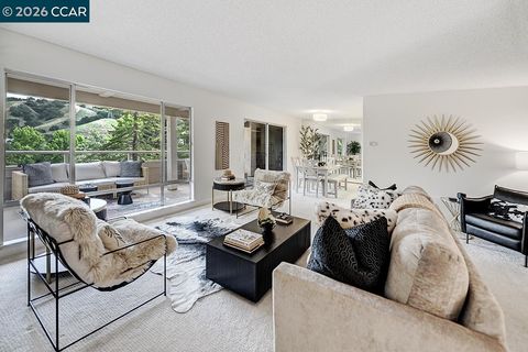 Photo of 1129 Avenida Sevilla #4C, Walnut Creek, CA 94595 (MLS # 41132862)
