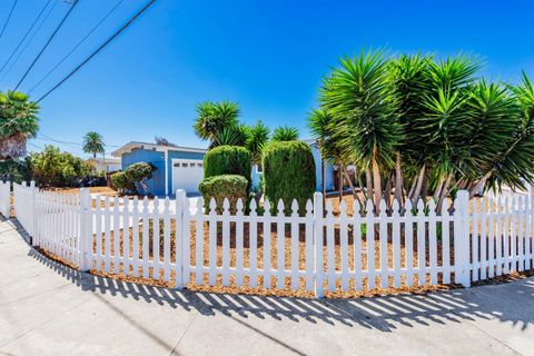 A home in East Palo Alto