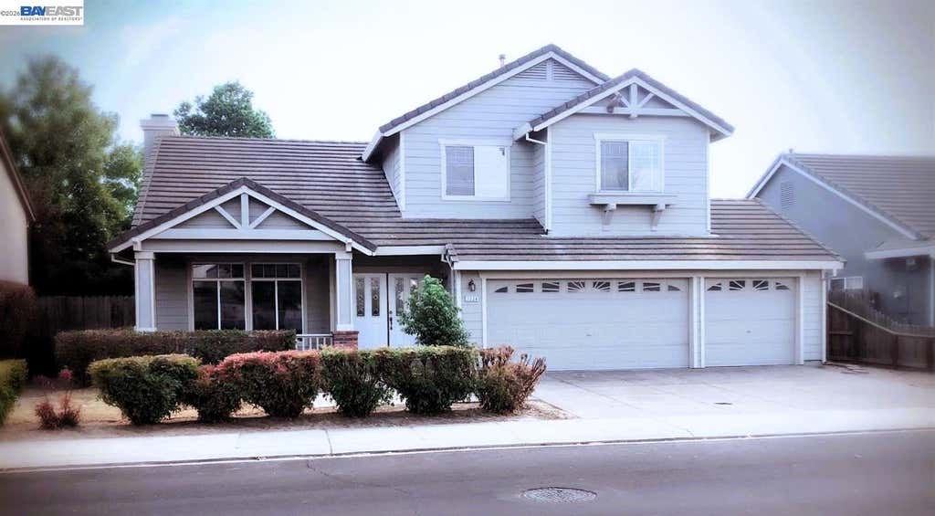 Photo of 1724 Wawona St, Manteca, CA 95337 (MLS # 41145907)