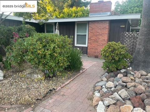 Photo of 5229 Concord Blvd, Concord, CA 94521 (MLS # 41119607)