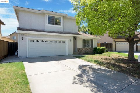 2490 Ponte Mira Way Tracy CA 95376