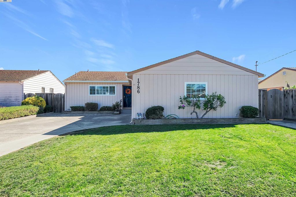 Photo of 1786 Via Chorro, San Lorenzo, CA 94580 (MLS # 41116154)
