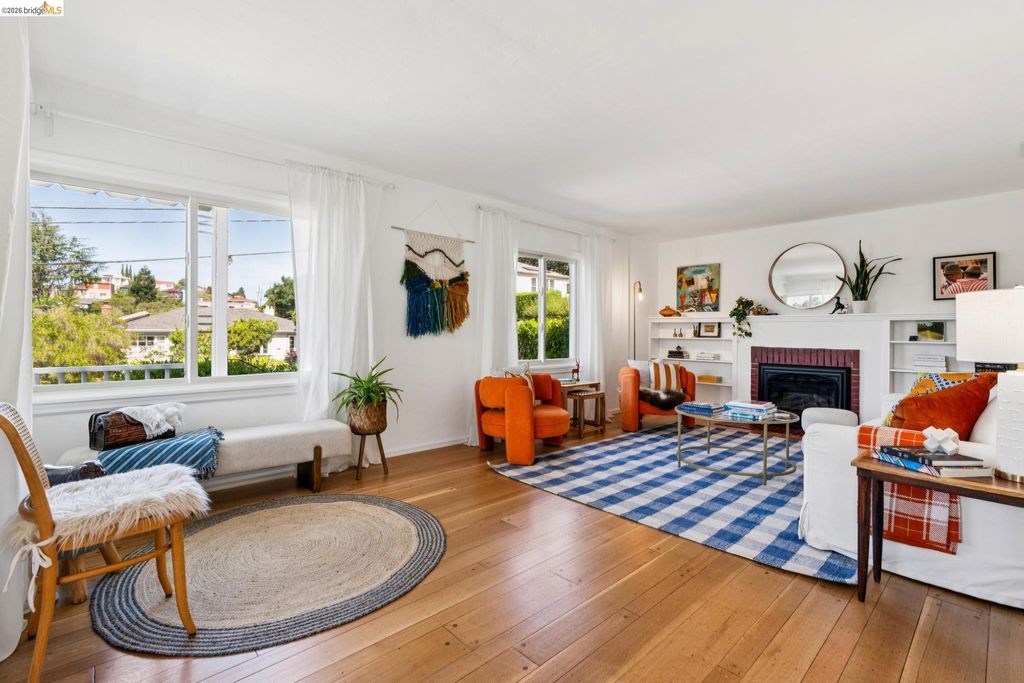 Photo of 3824 Enos Ave, Oakland, CA 94619 (MLS # 41128853)