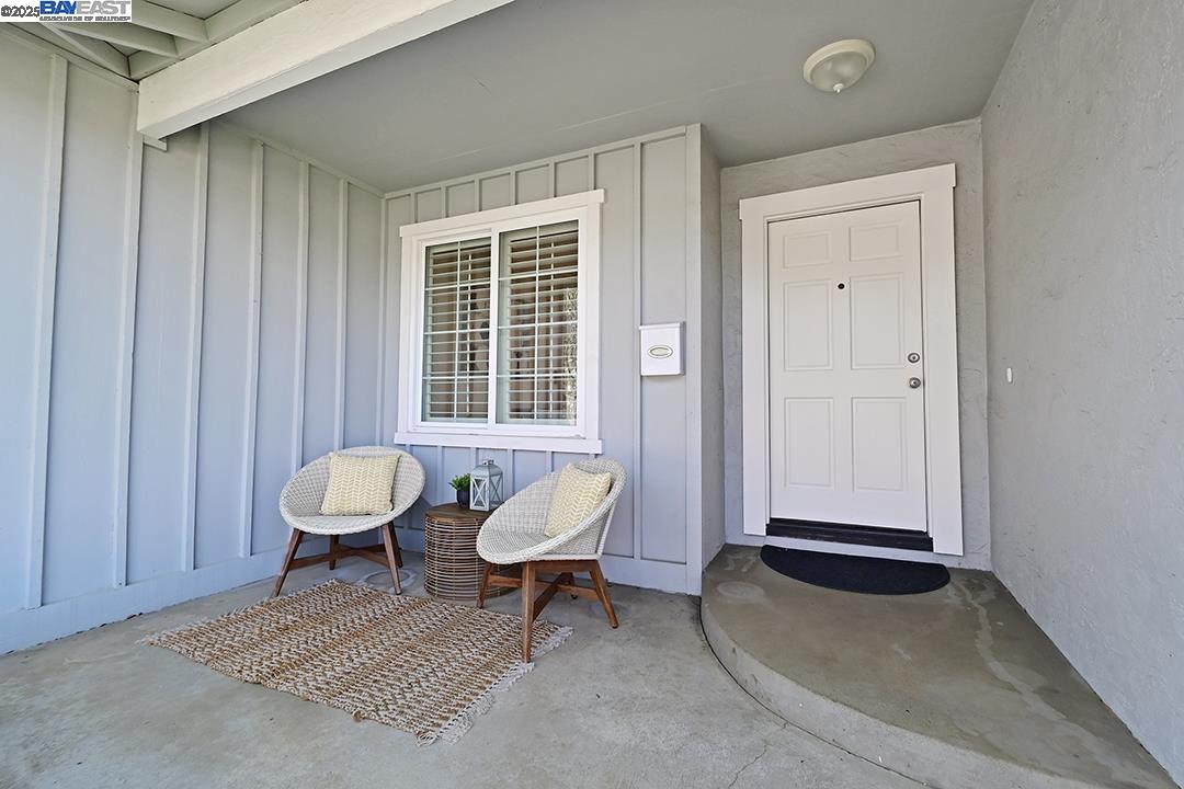 573 Junipero St
