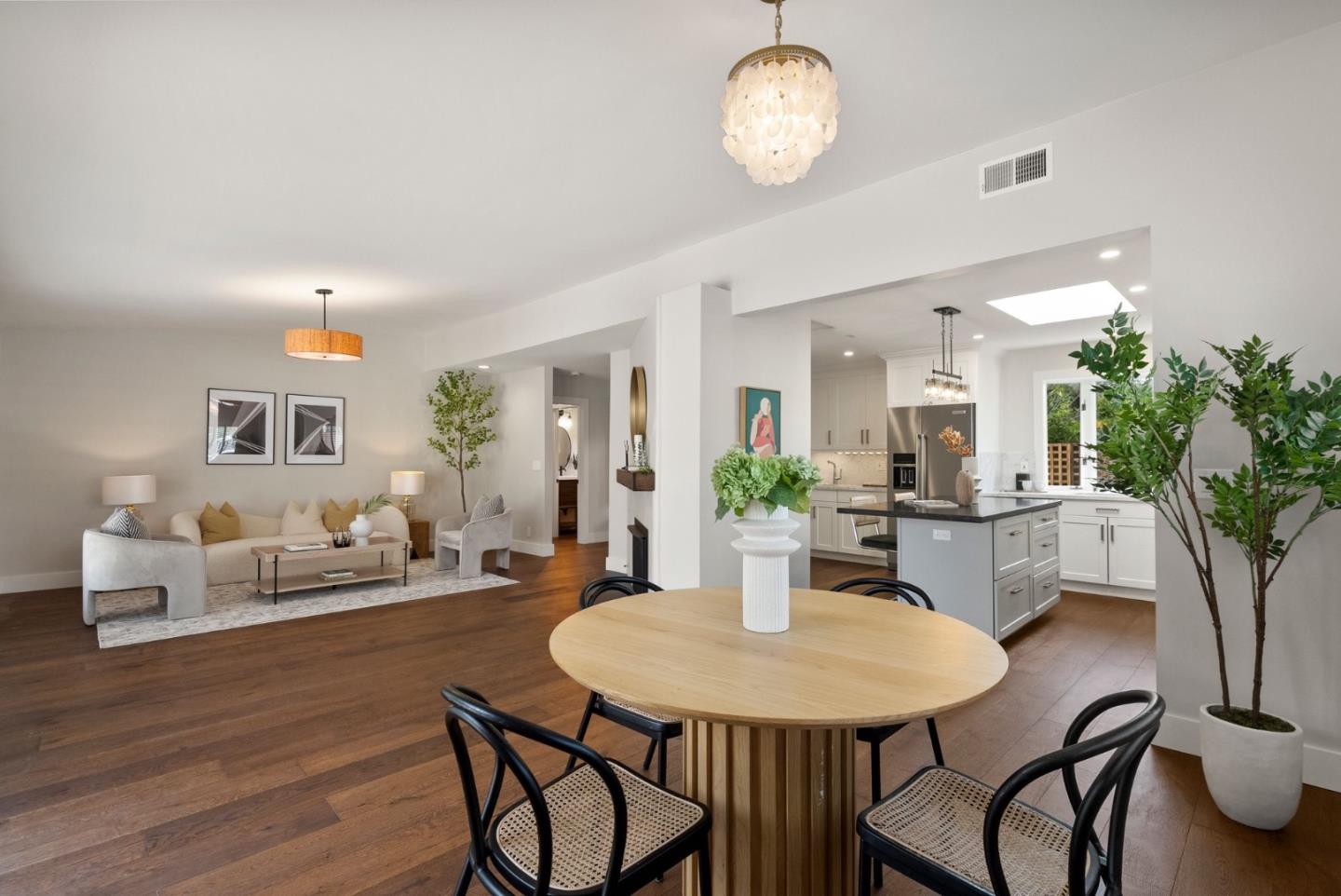 Belvedere, California 94920, United States, 3 Bedrooms Bedrooms, ,3 BathroomsBathrooms,Residential,Active,215828