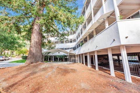 A home in Burlingame