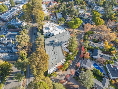 A home in Burlingame