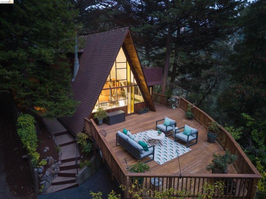 6760 MOORE DR, OAKLAND, CA 94611 - Image 8b1f71ebaefab4a51a7e93bc4504ccba/3422142364