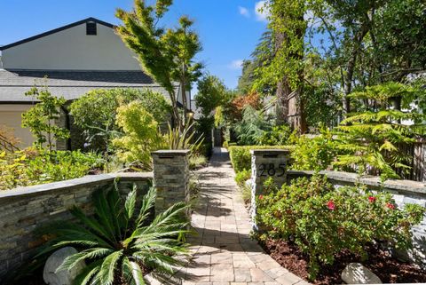 A home in Palo Alto