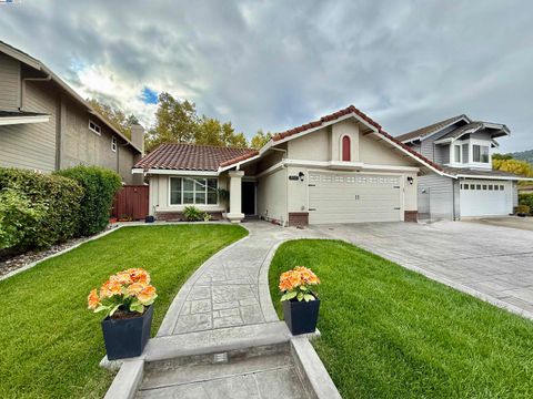 Photo of 3110 Paseo Robles, Pleasanton, CA 94566 (MLS # 41115018)