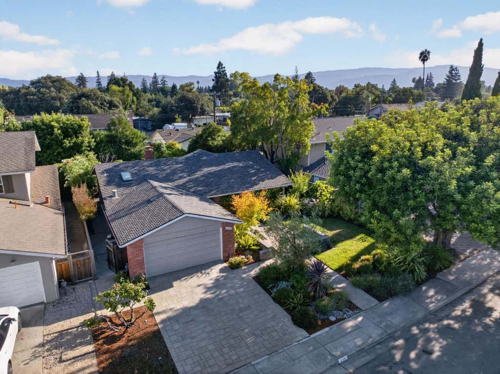 Photo of 658 Princeton Drive, Sunnyvale, CA 94087 (MLS # ML82057004)