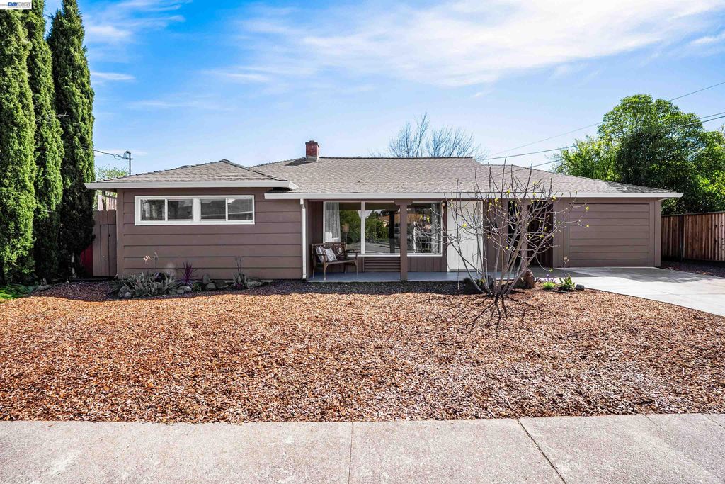 Photo of 3460 Mayette Ave, Santa Rosa, CA 95405 (MLS # 41126994)