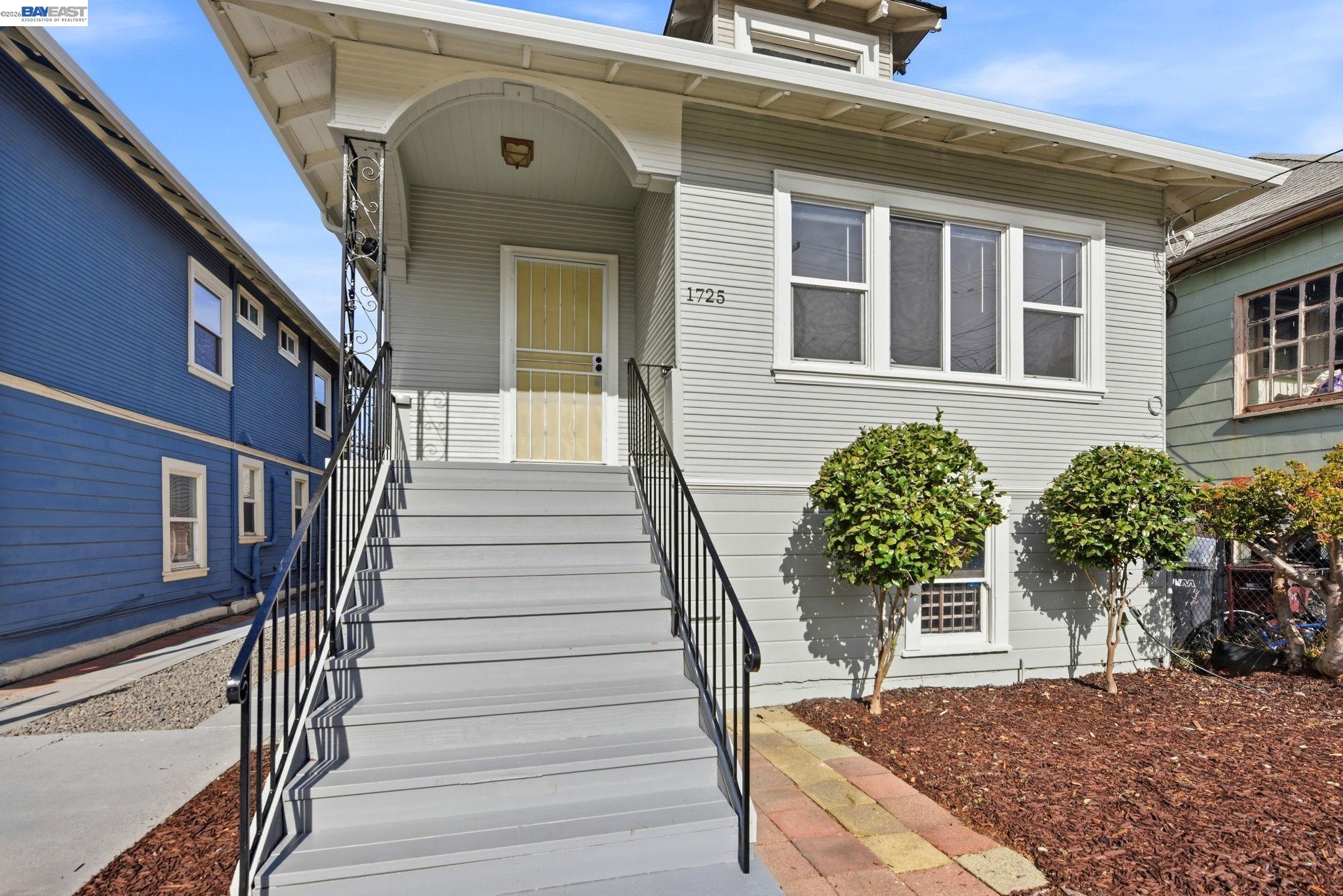 1725 38Th Ave