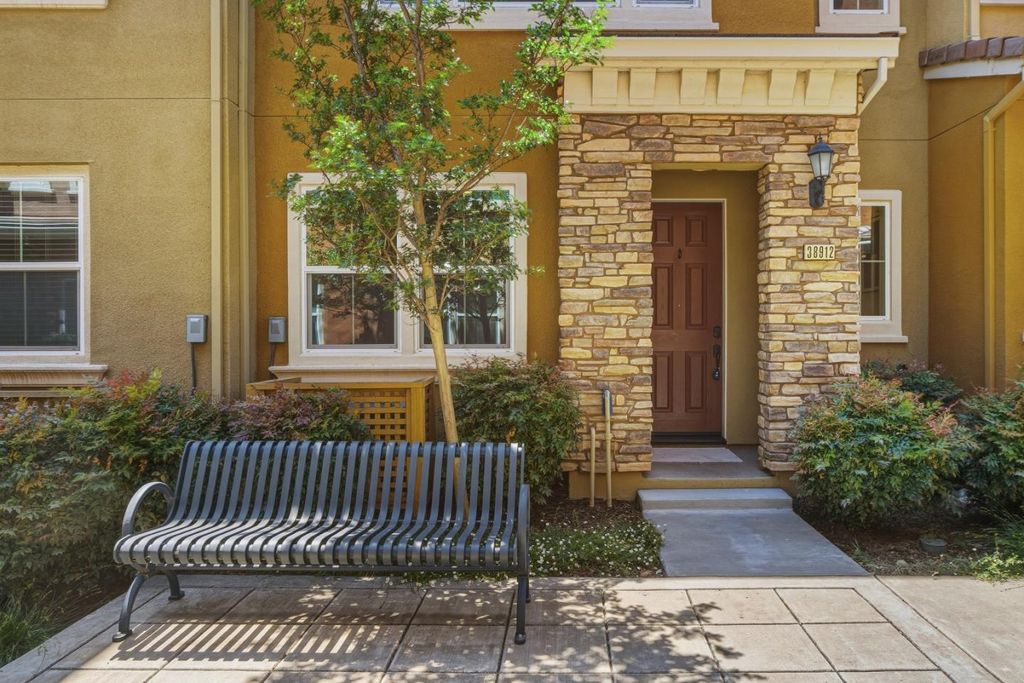 Photo of 38912 Spicebush Place, Newark, CA 94560 (MLS # ML82047510)