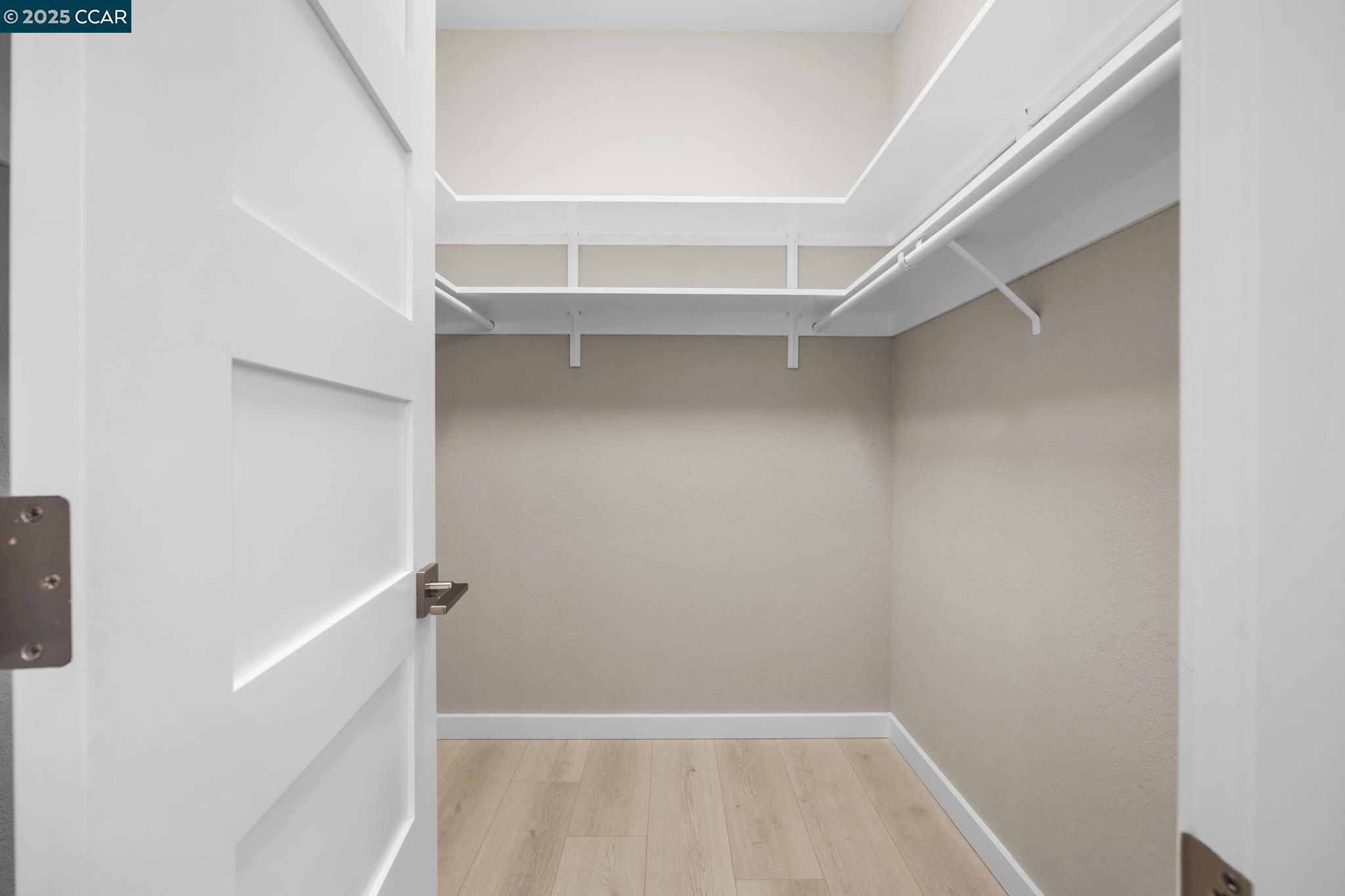 Walnut Creek, California 94595, United States, 2 Bedrooms Bedrooms, ,2 BathroomsBathrooms,Residential,Active,247388