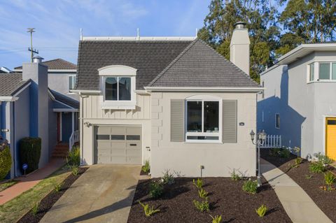 Photo of 164 Wilshire Avenue, Daly City, CA 94015 (MLS # ML82028851)