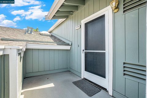 1126 Maywood Ln, Martinez, CA 94553 - #: 41095928