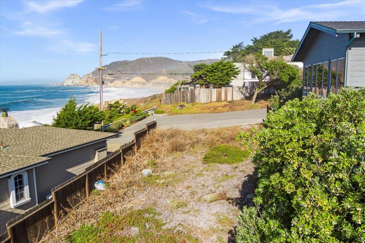 Photo 1 of 11 — 000 Sea Cliff Court, Montara, CA 94037