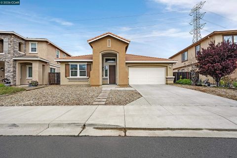 Photo of 1205 Villa Terrace Dr, Bay Point, CA 94565 (MLS # 41125737)