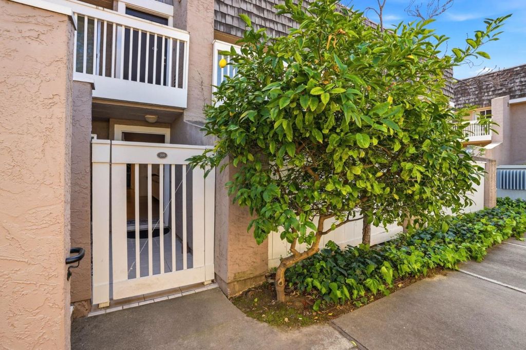 Photo of 675 Sharon Park Drive #144, Menlo Park, CA 94025 (MLS # ML82034965)