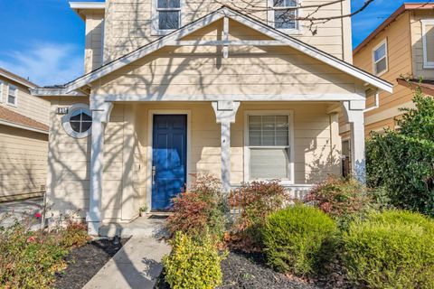 A home in East Palo Alto