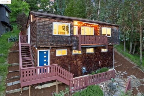 6980 Pinehaven Rd, Oakland, CA 94611 - MLS#: 41093019