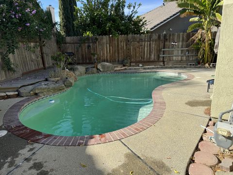 A home in Los Banos