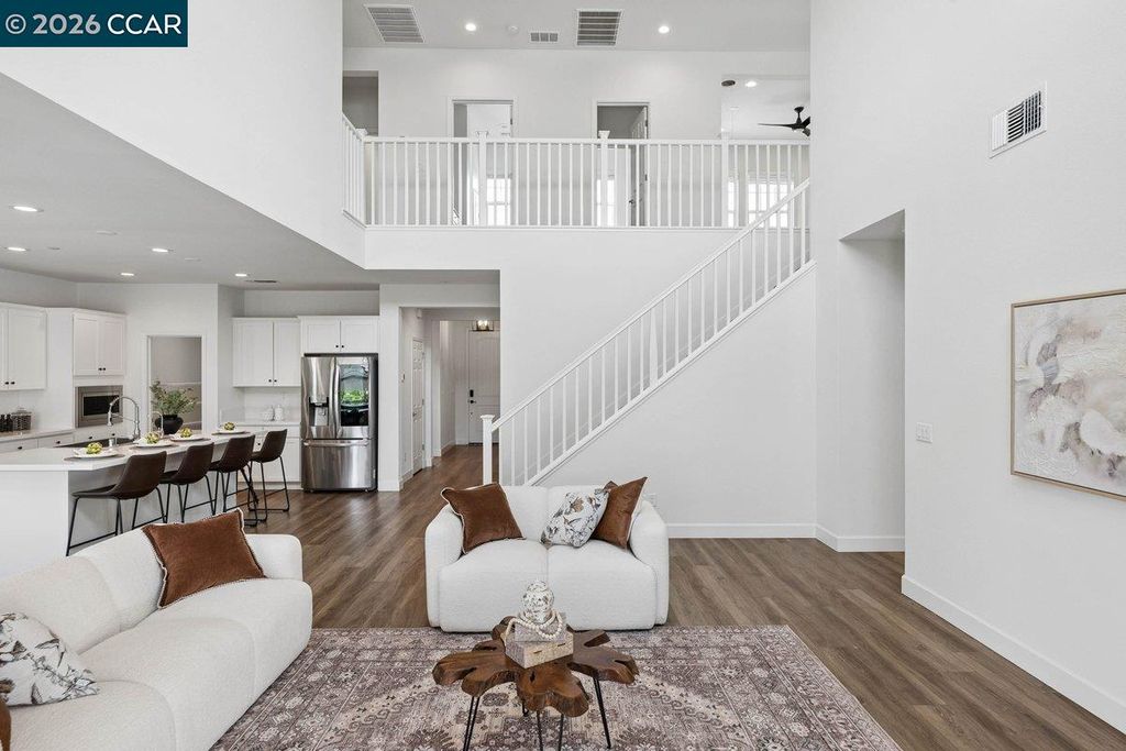 Photo of 3141 Rio Grande Dr, Tracy, CA 95377 (MLS # 41128510)