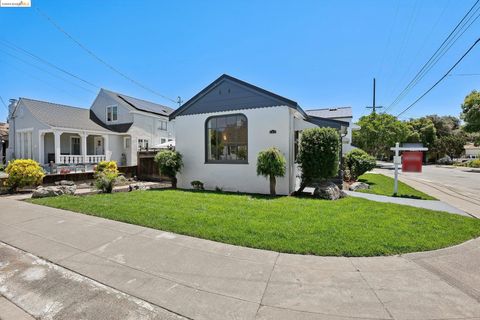 A home in San Leandro