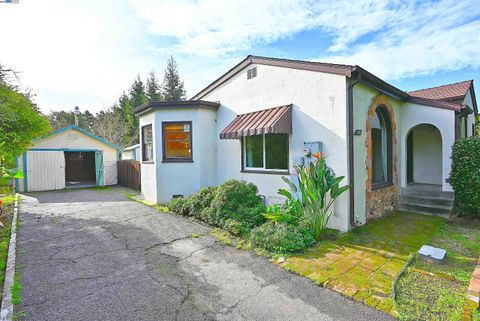 Photo of 181 E Lewelling Blvd, San Lorenzo, CA 94580 (MLS # 41119953)