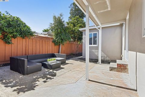 A home in San Leandro