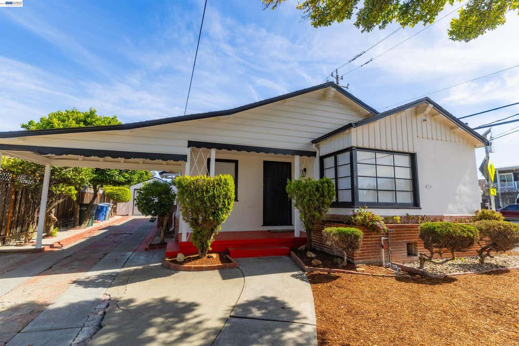Photo of 365 Lorraine, San Leandro, CA 94577 (MLS # 41146017)