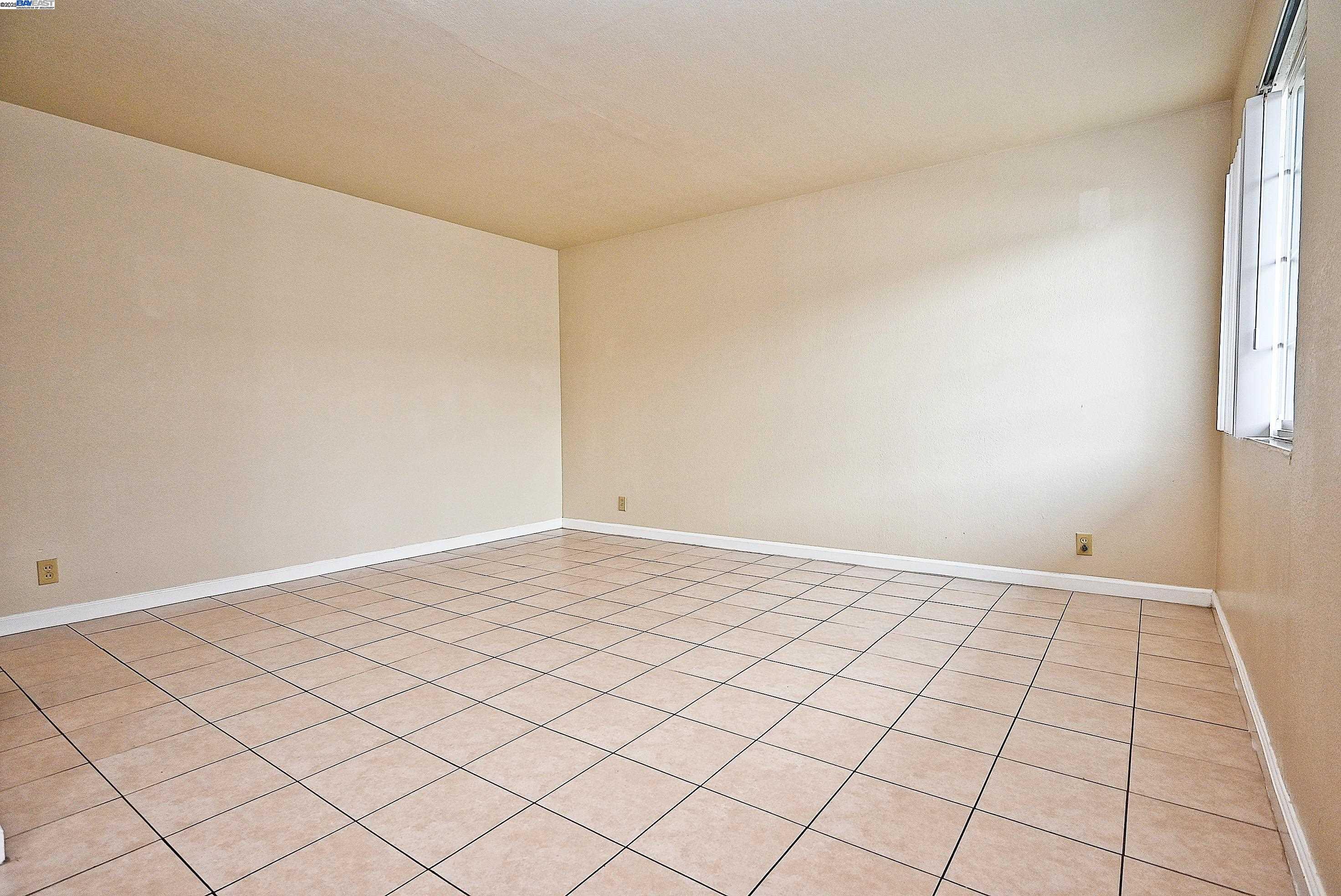 27827 Leidig Ct