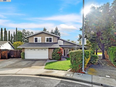 Photo of 3431 Windsor Ct, Pleasanton, CA 94588 (MLS # 41114770)