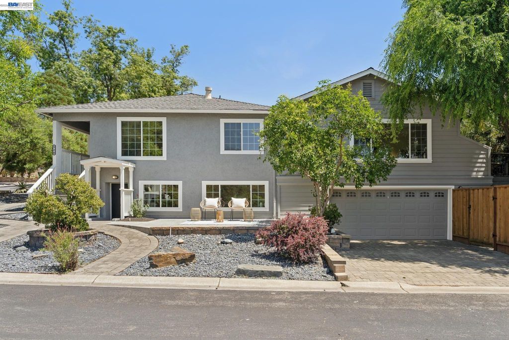 Photo of 520 Abbie St, Pleasanton, CA 94566 (MLS # 41135577)