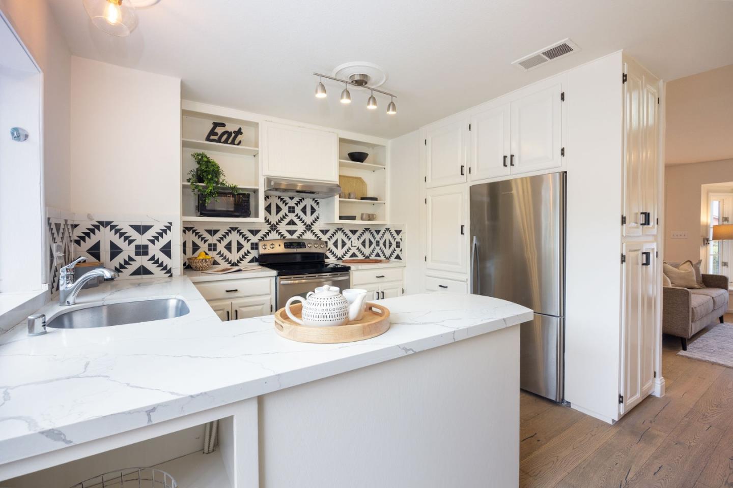 Half Moon Bay, California 94019, United States, 3 Bedrooms Bedrooms, ,2 BathroomsBathrooms,Residential,Active,206437