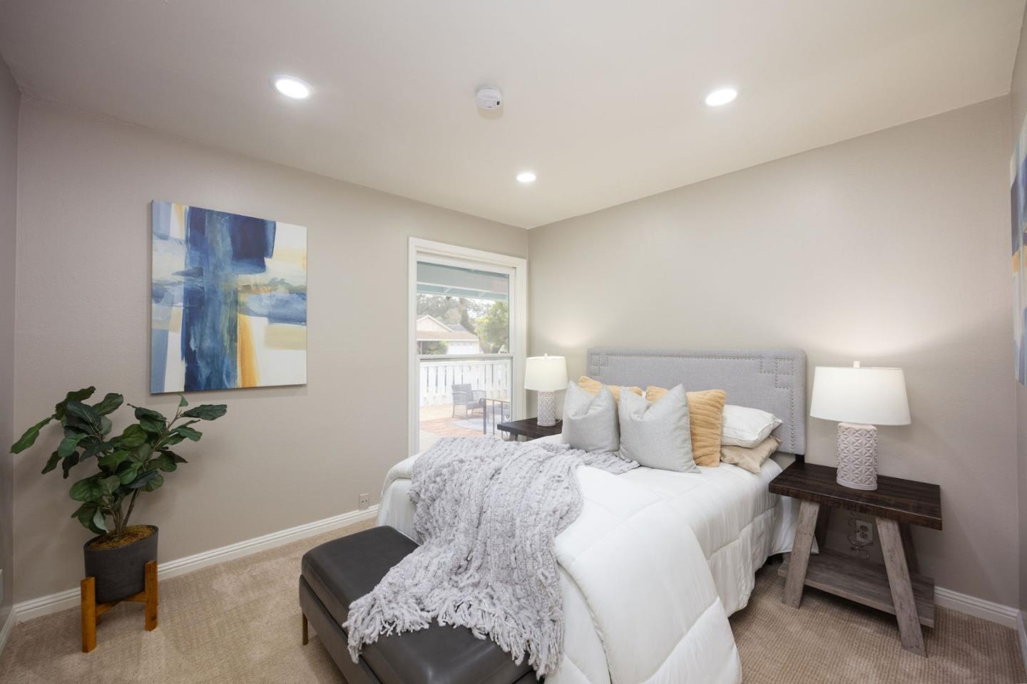 Half Moon Bay, California 94019, United States, 3 Bedrooms Bedrooms, ,2 BathroomsBathrooms,Residential,Active,206437