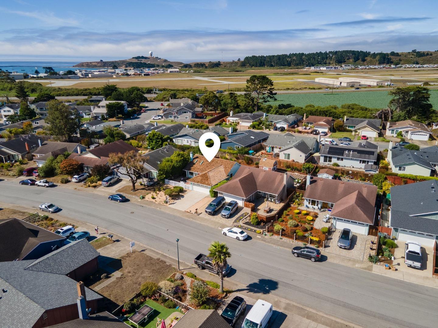 Half Moon Bay, California 94019, United States, 3 Bedrooms Bedrooms, ,2 BathroomsBathrooms,Residential,Active,206437