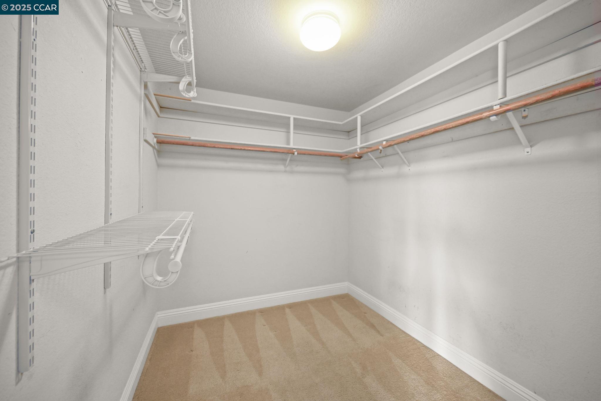 San Ramon, California 94582, United States, 4 Bedrooms Bedrooms, ,2 BathroomsBathrooms,Residential,Active,215427