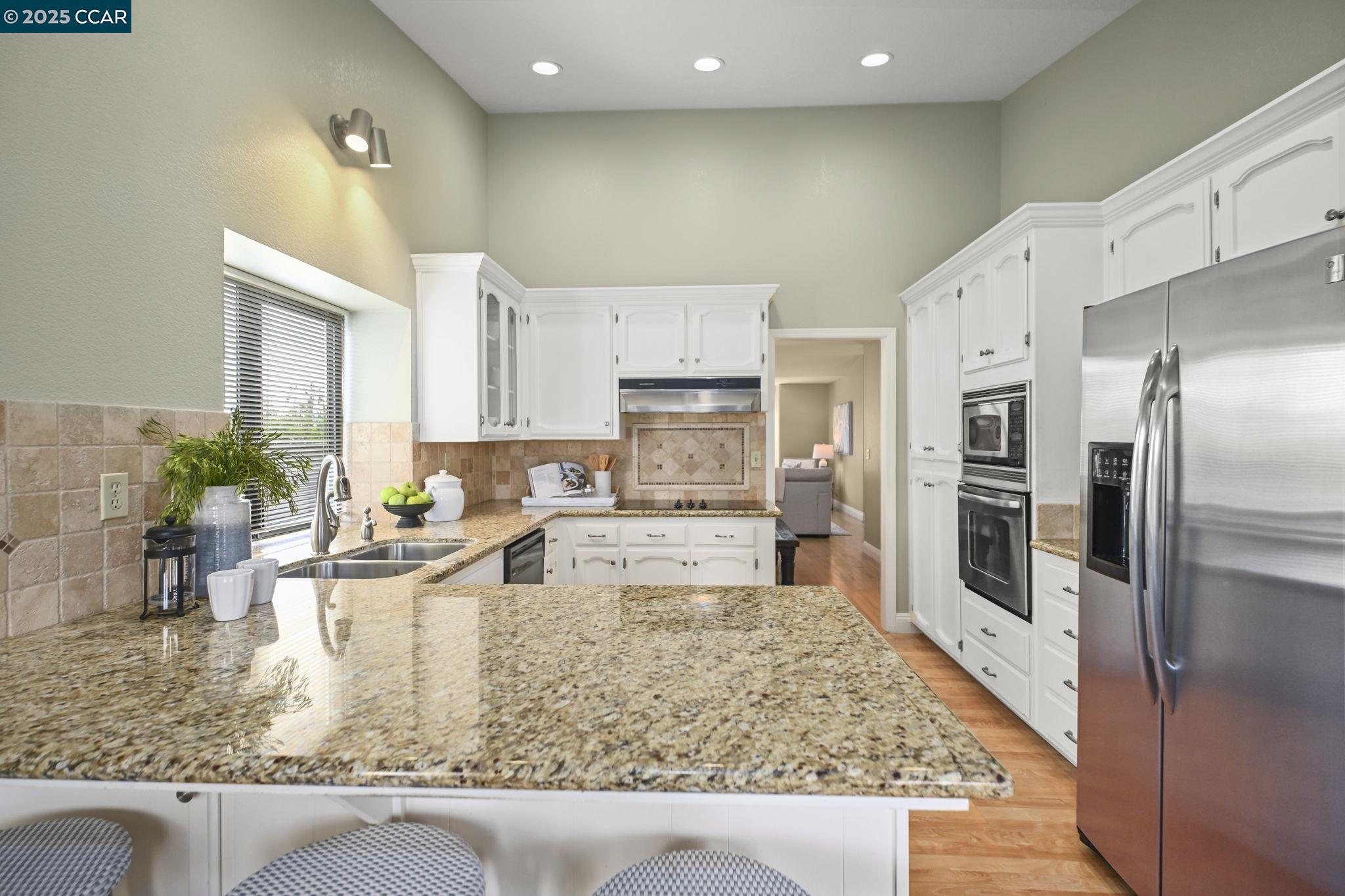 San Ramon, California 94582, United States, 4 Bedrooms Bedrooms, ,2 BathroomsBathrooms,Residential,Active,215427