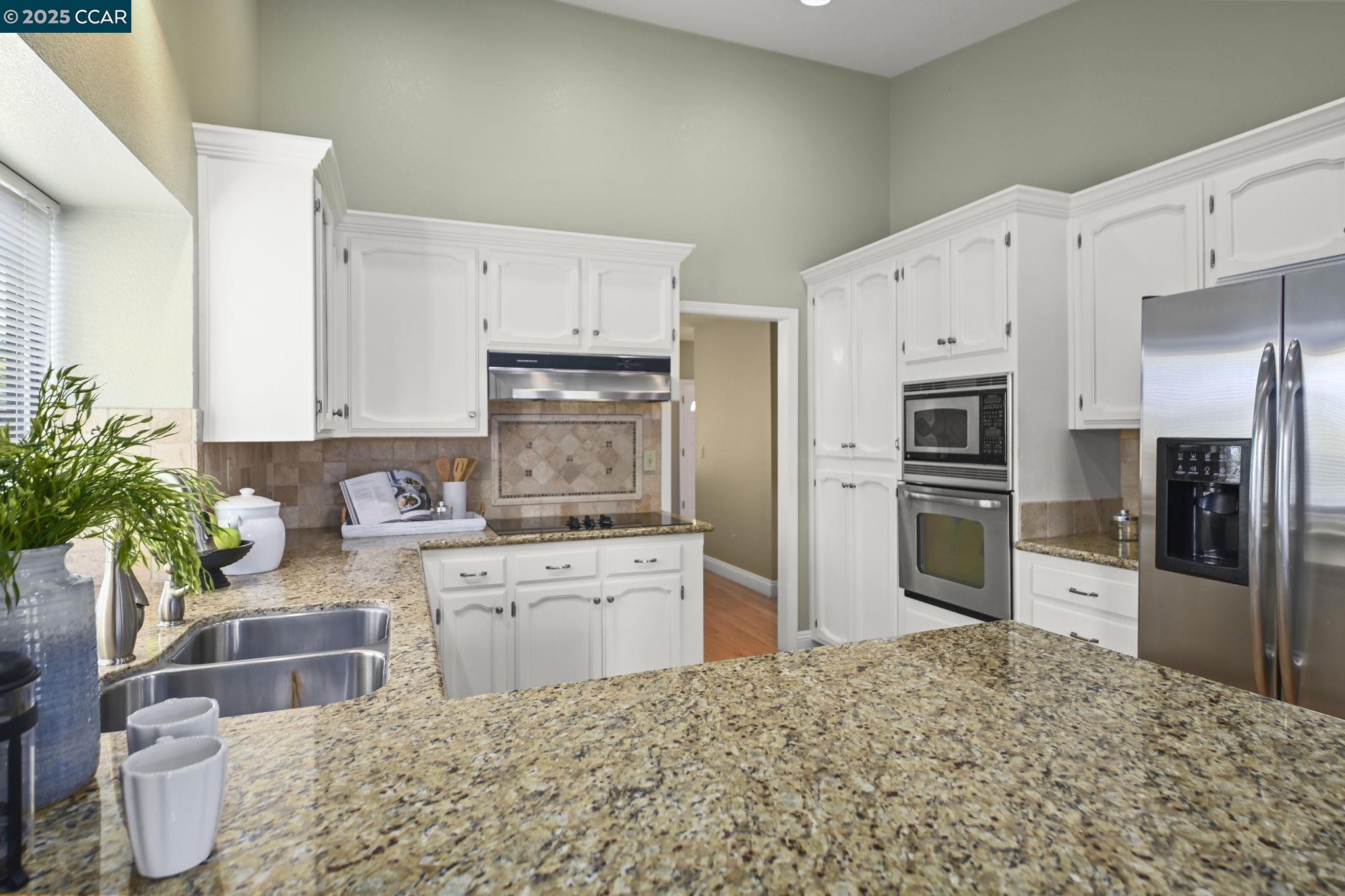 San Ramon, California 94582, United States, 4 Bedrooms Bedrooms, ,2 BathroomsBathrooms,Residential,Active,215427