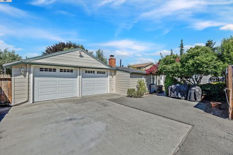 A home in San Leandro