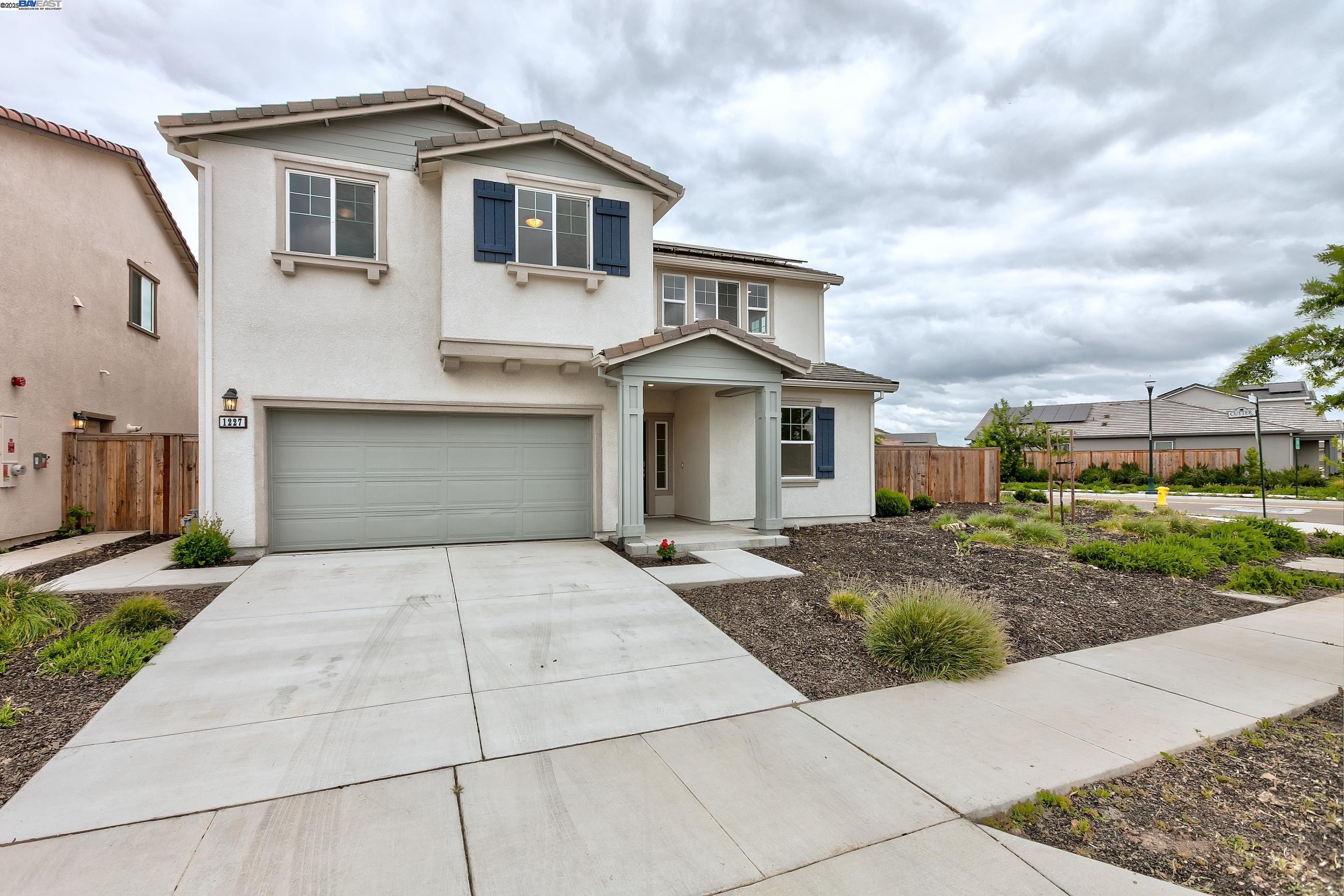 1227 RICHARDSON RD