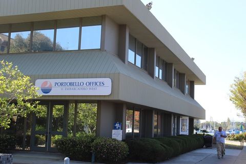 Photo of 11 embarcadero #210, Oakland, CA 94607 (MLS # 41120677)