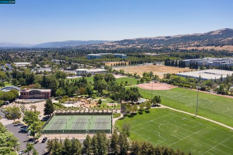 A home in San Ramon