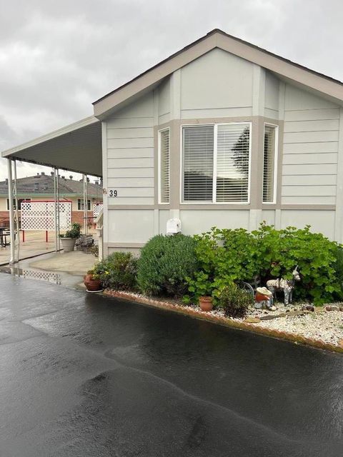 Photo of 356 Reservation Road #39, Marina, CA 93933 (MLS # ML82034515)