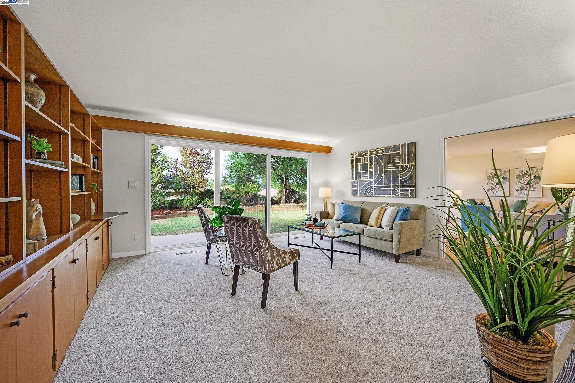 Livermore, California 94550, United States, 4 Bedrooms Bedrooms, ,3 BathroomsBathrooms,Residential,Active,219786